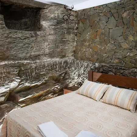 Quinta Da Coitada - Local Farm stay *